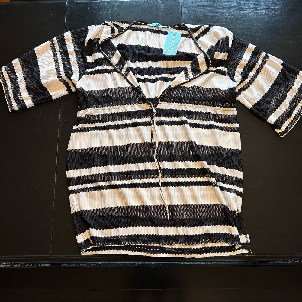 NWT Shore Life XL Black and White Striped Bathing Suit Cover Up